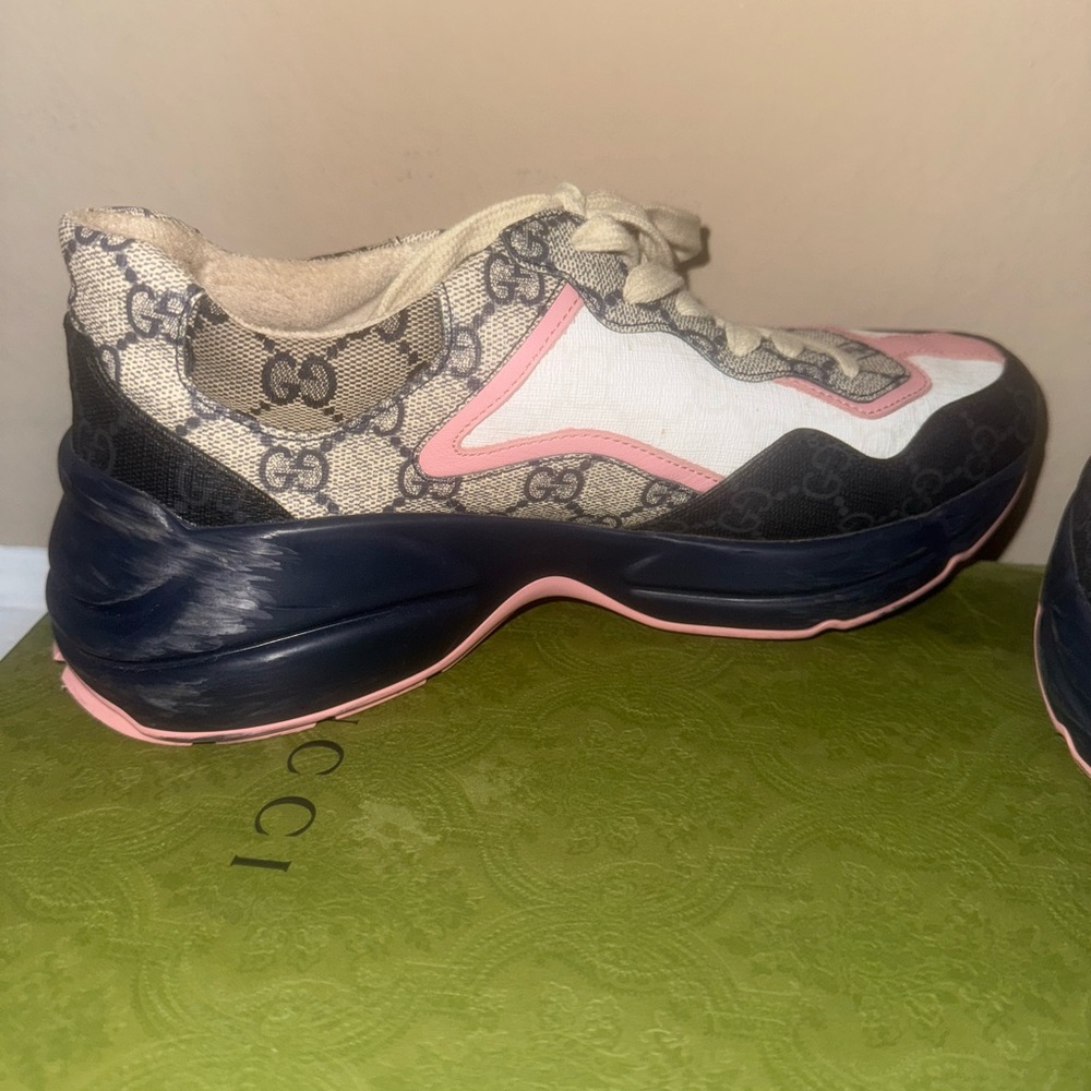 Gucci Pink and White Lace-Up Sneakers - Picture 7 of 7